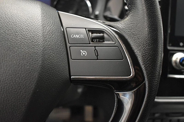 Outlander Instyle 2.0 CVT 4WD (146 л.с.) фото 11