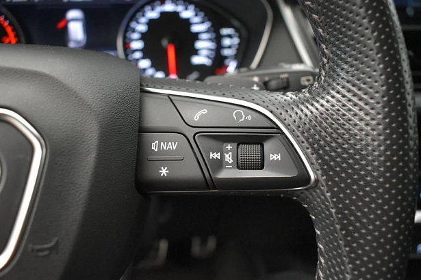 Q5 Sport 2.0 AMT 4WD (249 л.с.) фото 15
