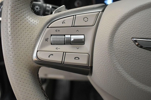 G70 Advance 2.0 AT 4WD (197 л.с.) фото 15