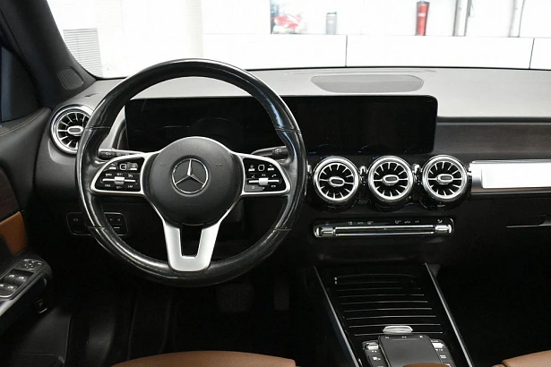 GLB Sport 250 2.0 AMT 4Matic (224 л.с.) фото 11