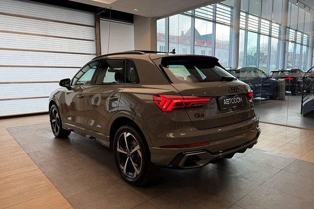 Q3 45 TFSI quattro S tronic 2.0 AMT 4WD (220 л.с.) фото 3