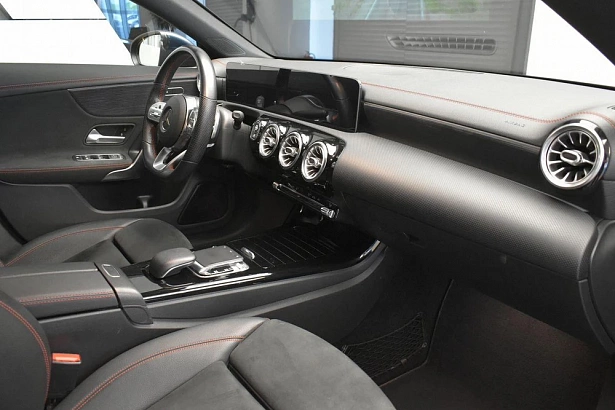 CLA Sport 250 2.0 AMT 4Matic (224 л.с.) фото 10