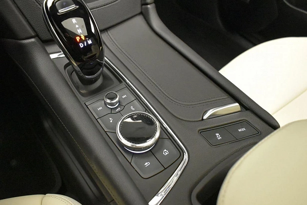 XT5 Premium Luxury 2.0 AT 4WD (200 л.с.) фото 26