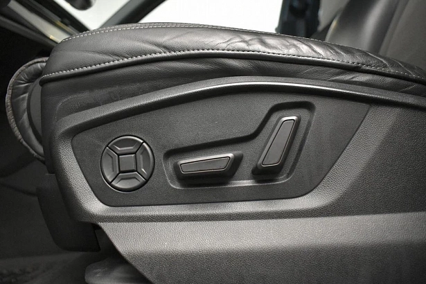 Q7 Sport 3.0d AT 4WD (249 л.с.) фото 21