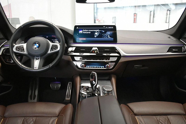 5 серии M Sport Pro Edition 21 530 3.0d AT 4WD (249 л.с.) фото 8