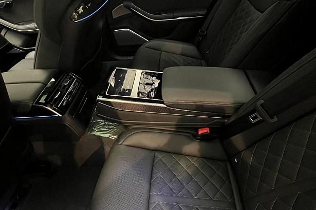 S8 S8 TFSI 4.0 AT 4WD (571 л.с.) фото 22