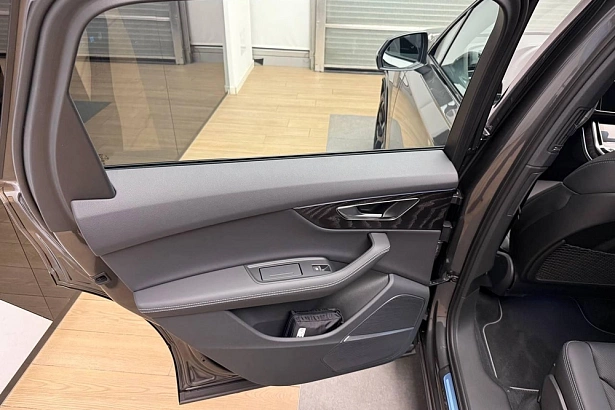 Q7 50 TDI quattro tiptronic 3.0d AT 4WD (286 л.с.) фото 21