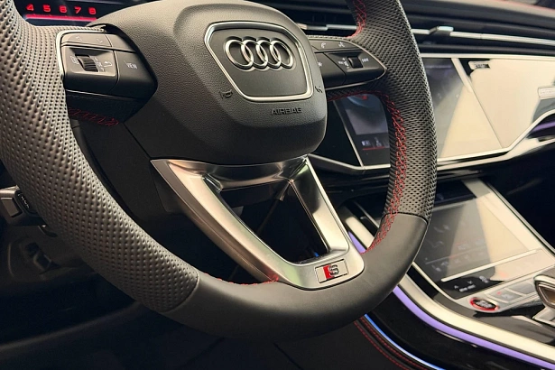SQ7 TFSI Tiptronic 4.0 AT 4WD (507 л.с.) фото 10