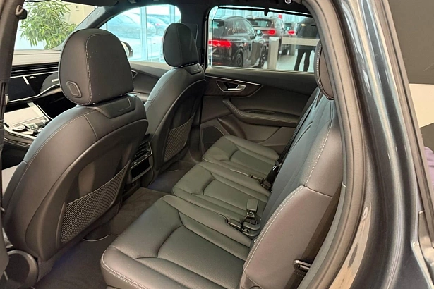 Q7 45 TFSI quattro tiptronic 2.0 AT 4WD (252 л.с.) фото 9