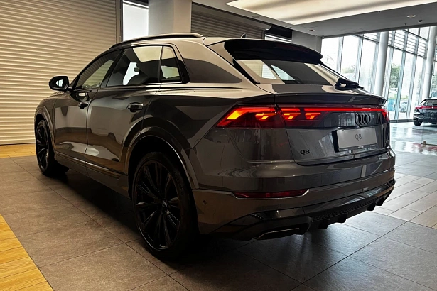 Q8 45 TDI quattro tiptronic 3.0d AT 4WD (249 л.с.) фото 3