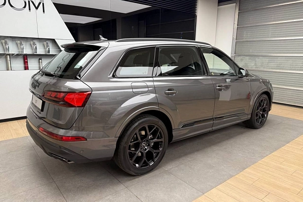 Q7 50 TDI quattro tiptronic 3.0d AT 4WD (286 л.с.) фото 5