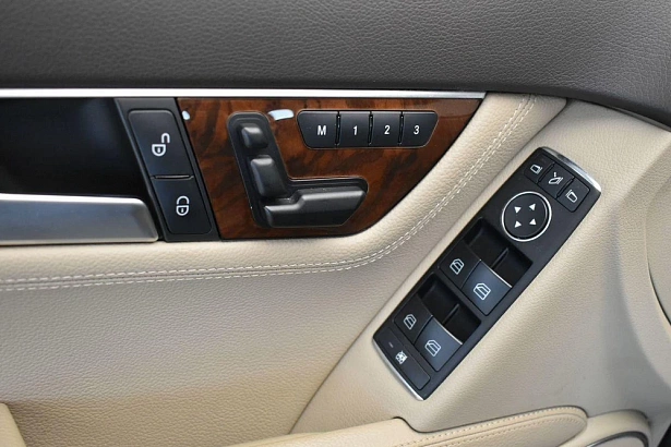 C-Класс Base 300 3.5 BlueEfficiency AT 4Matic (250 л.с.) фото 16
