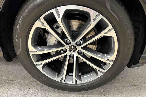 Q7 45 TFSI quattro tiptronic 2.0 AT 4WD (252 л.с.) фото 9