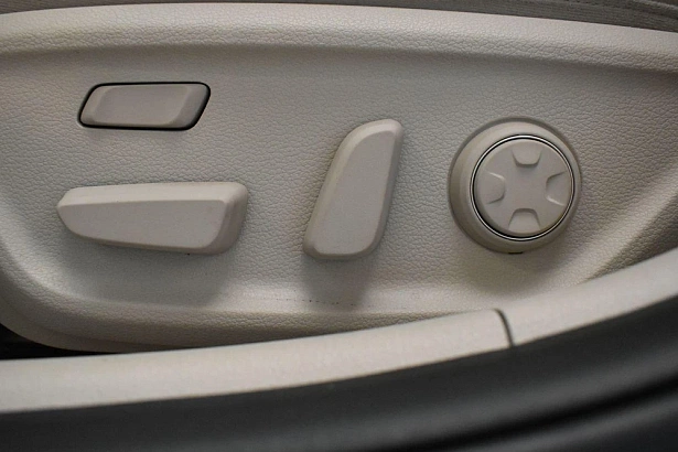 G70 Advance 2.0 AT 4WD (197 л.с.) фото 20