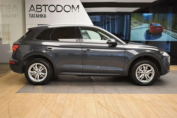 Q5 Base 2.0 AMT 4WD (249 л.с.) фото 6