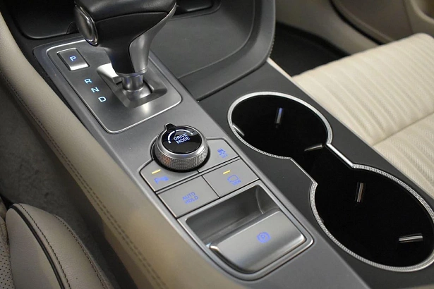 G70 Advance 2.0 AT 4WD (197 л.с.) фото 25