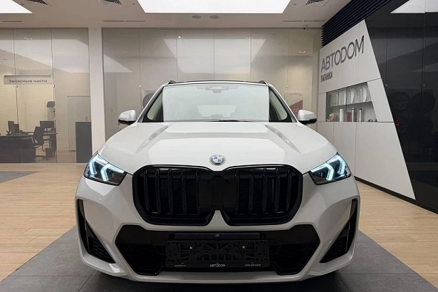 X1 xDrive25Li 2.0 AMT 4WD (204 л.с.) фото 2