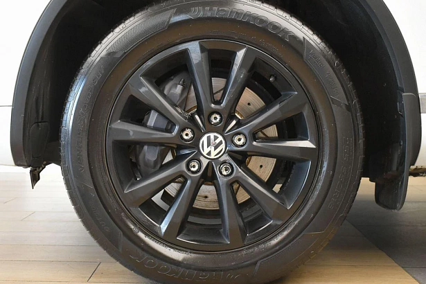 Touareg Base 3.6 AT 4WD (249 л.с.) фото 27