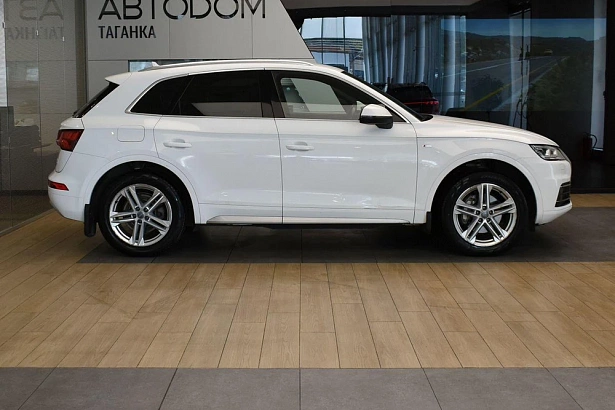 Q5 Sport 2.0 AMT 4WD (249 л.с.) фото 7