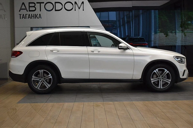 GLC Premium 200 2.0 AT 4Matic (197 л.с.) фото 6