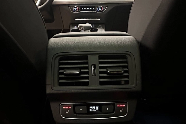 Q5 Sportback 45 TFSI quattro S tronic 2.0 AMT 4WD (249 л.с.) фото 11