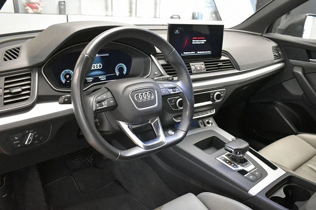 Q5 Sportback Base 2.0d AMT 4WD (204 л.с.) фото 9