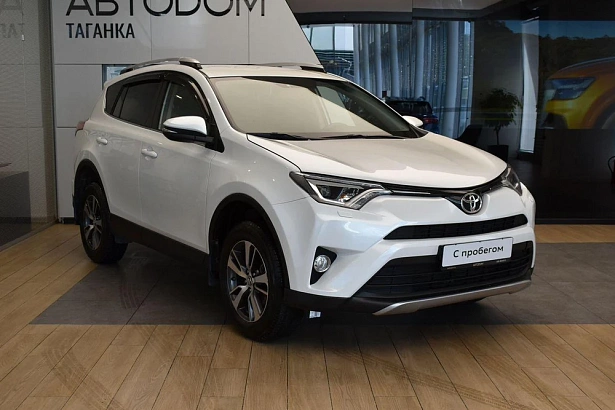 RAV4 Комфорт плюс 2.0 CVT 4WD (146 л.с.) фото 2