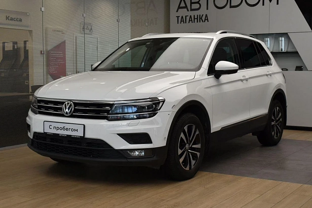 Tiguan Connect Plus 1.4 AMT 4WD (150 л.с.) фото 1