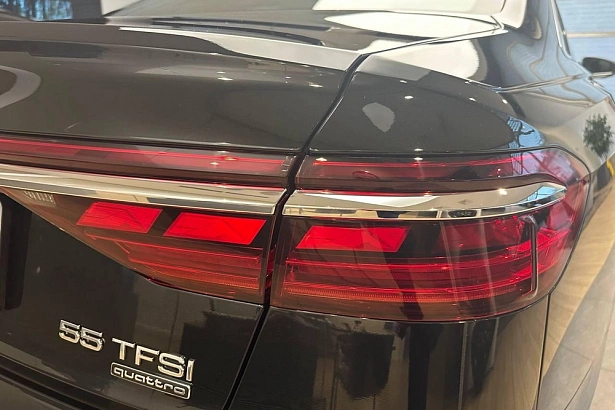 A8 55 TFSI quattro tiptronic 3.0 AT 4WD (340 л.с.) фото 19