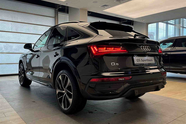 Q5 Sportback S line 2.0d AMT 4WD (204 л.с.) фото 2