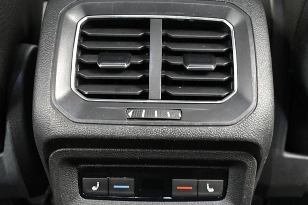 Tiguan Exclusive 2.0 AMT 4WD (180 л.с.) фото 21