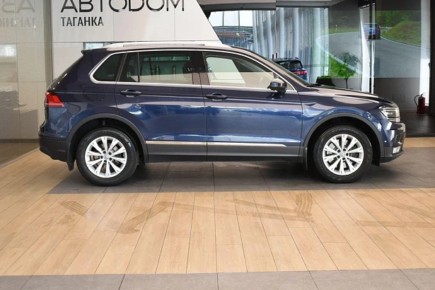 Tiguan Exclusive 2.0 AMT 4WD (180 л.с.) фото 6