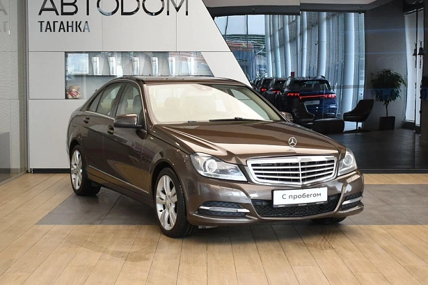 C-Класс Base 300 3.5 BlueEfficiency AT 4Matic (250 л.с.) фото 2