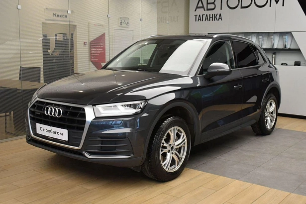 Q5 Base 2.0 AMT 4WD (249 л.с.) фото 1