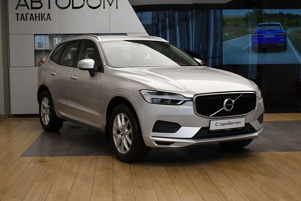 XC60 Импульс / Momentum 2.0 AT 4WD (249 л.с.) фото 2