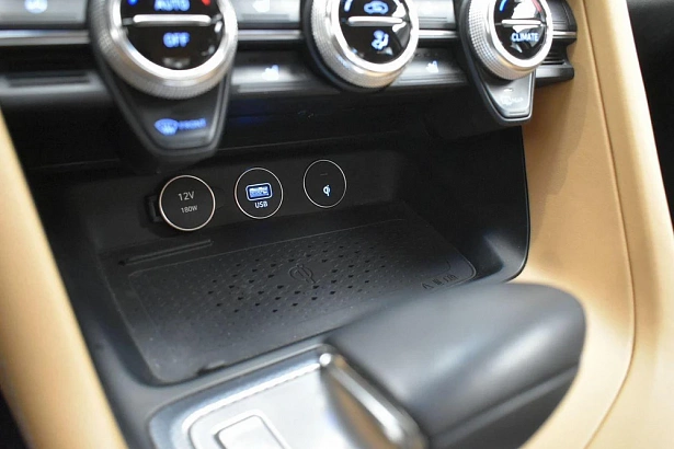 G70 Supreme 2.0 AT 4WD (197 л.с.) фото 27