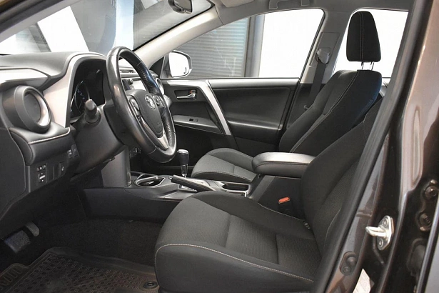 RAV4 Комфорт 2.0 CVT 4WD (146 л.с.) фото 10