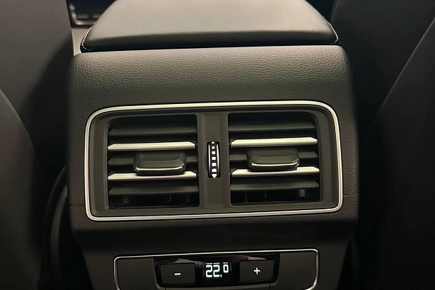 Q5 45 TFSI quattro S tronic 2.0 AMT 4WD (245 л.с.) фото 17