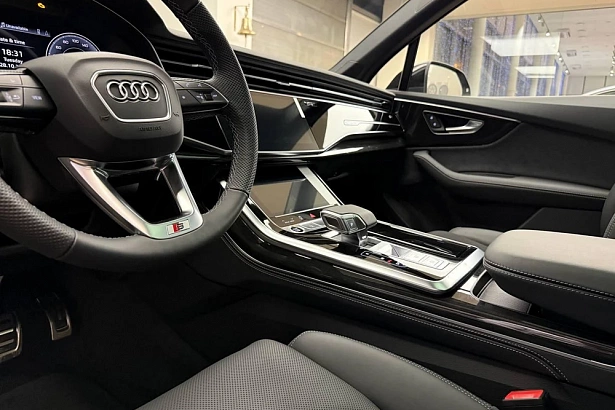 Q7 45 TFSI quattro tiptronic 2.0 AT 4WD (252 л.с.) фото 7