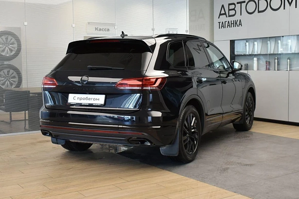 Touareg Status 3.0d AT 4WD (249 л.с.) фото 5