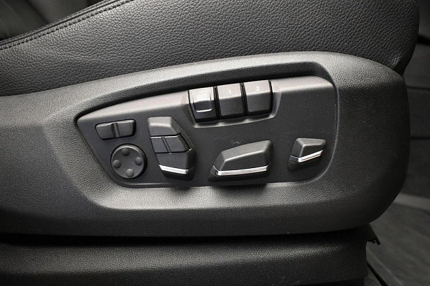 X6 M Sport Pure 3.0d AT 4WD (249 л.с.) фото 25