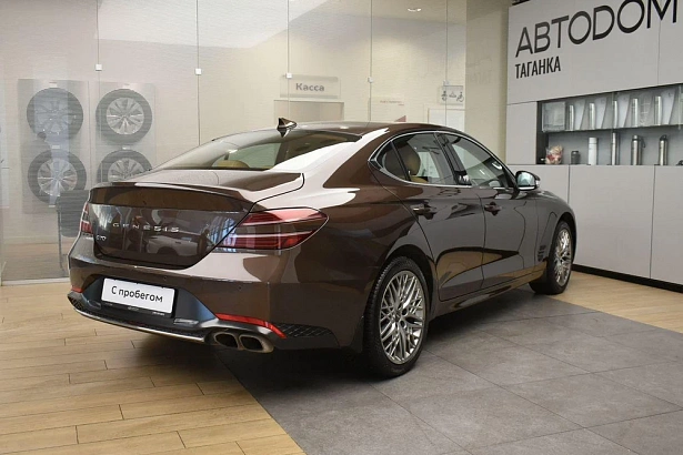G70 Supreme 2.0 AT 4WD (197 л.с.) фото 5