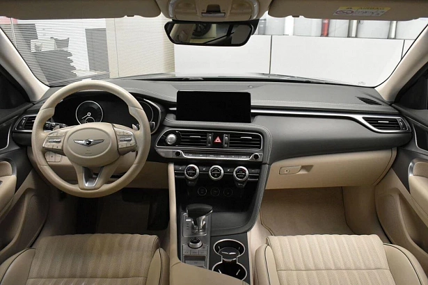 G70 Elegance + Smart Sense 2.0 AT 4WD (197 л.с.) фото 8
