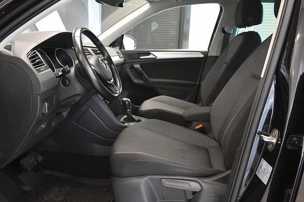 Tiguan Connect Plus 1.4 AMT (150 л.с.) фото 10