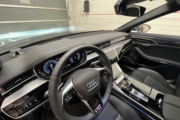 S8 S8 TFSI 4.0 AT 4WD (571 л.с.) фото 17