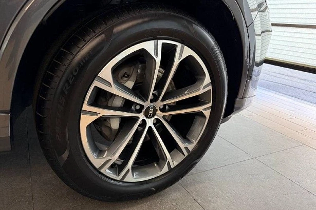 Q7 45 TFSI quattro tiptronic 2.0 AT 4WD (252 л.с.) фото 21