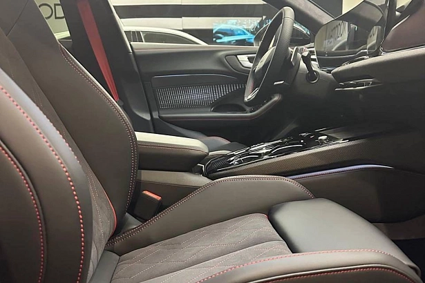 A5 Base 2.0 AMT 4WD (204 л.с.) фото 8