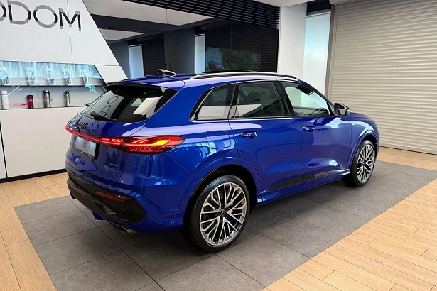 Q5 TFSI quattro S tronic 2.0 AMT 4WD (272 л.с.) фото 6