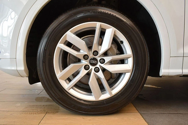 Q5 Sport 2.0 AMT 4WD (249 л.с.) фото 27