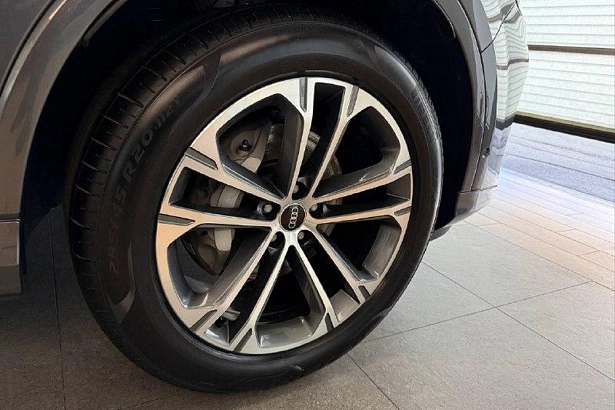 Q7 45 TFSI quattro tiptronic 2.0 AT 4WD (252 л.с.) фото 22